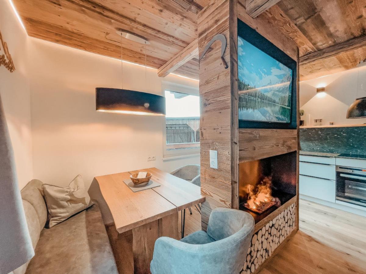 Oldwood Chalet - Balcony & Car Park By Alpenluxus Appartements Fügen Dış mekan fotoğraf