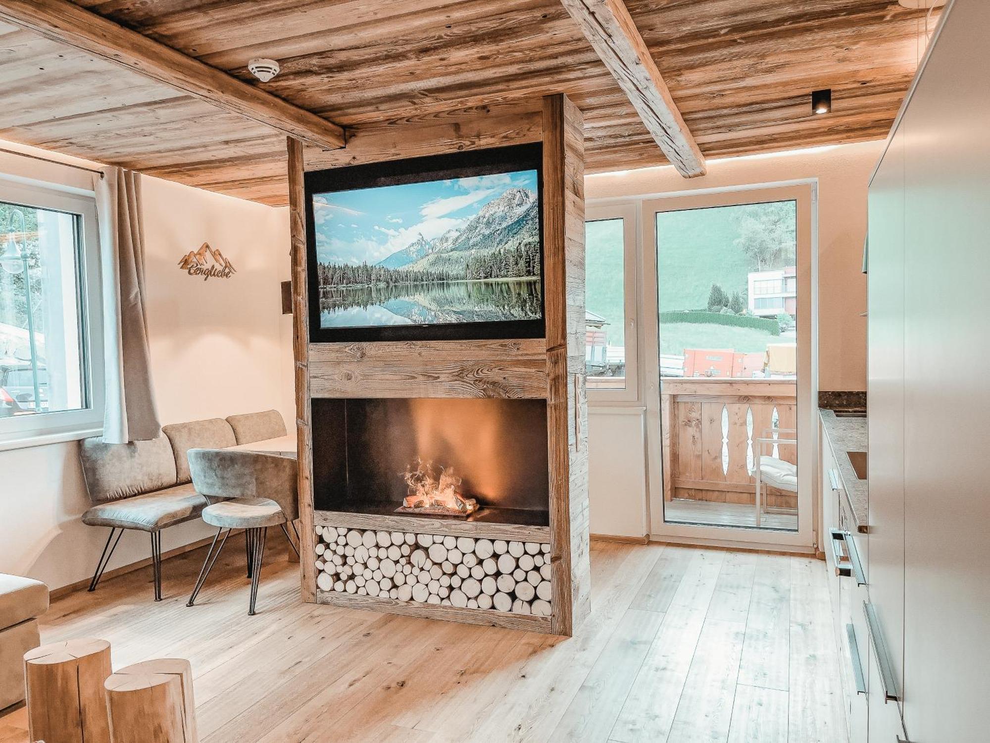 Oldwood Chalet - Balcony & Car Park By Alpenluxus Appartements Fügen Dış mekan fotoğraf